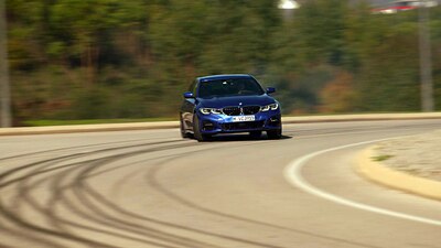 Quertreiber Aus Dem Bilderbuch Der Bmw 330i Folge 467 Video Grip Das Motormagazin Rtlzwei